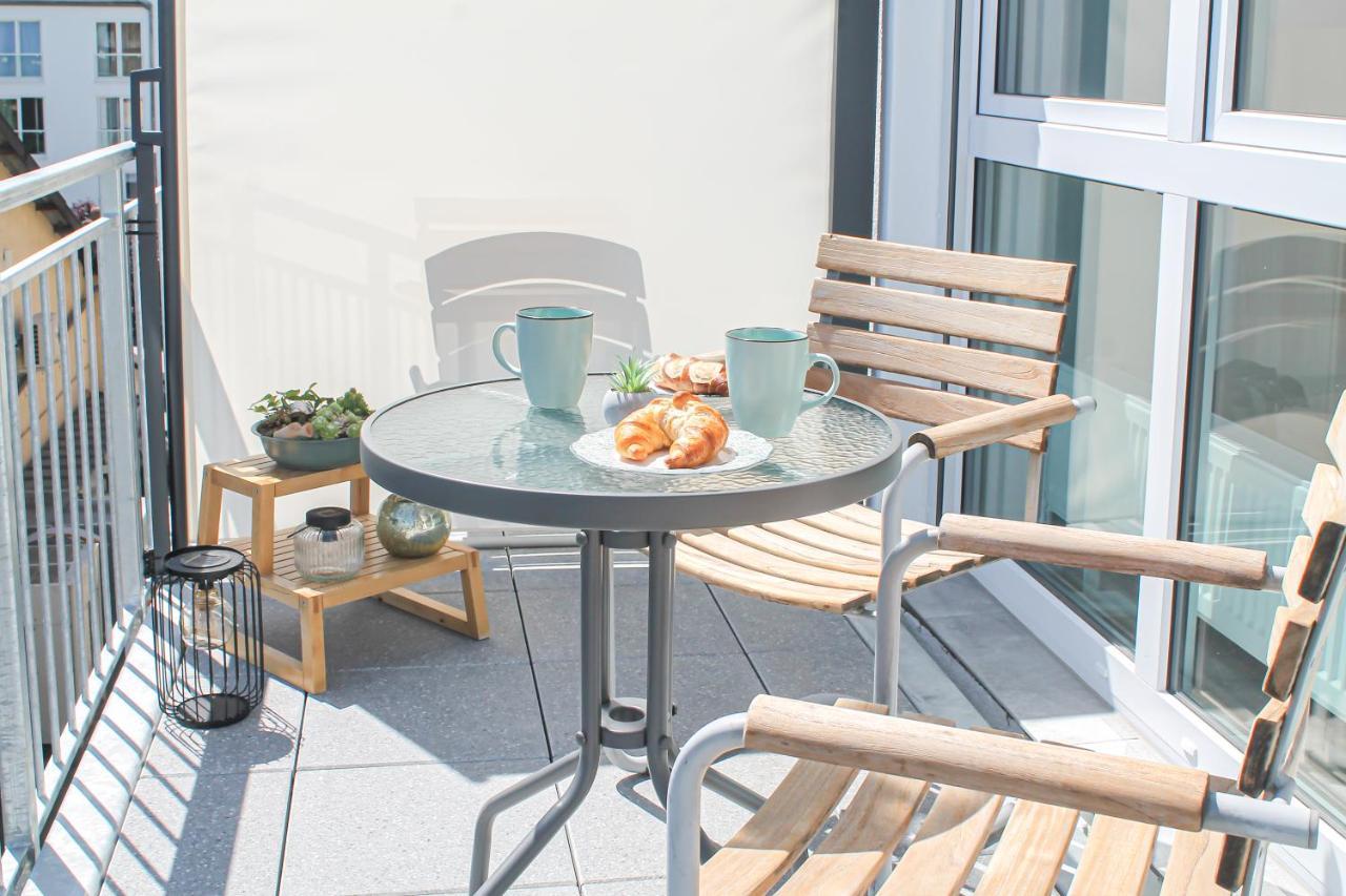Apartment Tropical - Fuer Freunde & Familien, Stadtnah, Parkplatz, E-ladestation, Gitterbox Fuer Fahrraeder, Fitnessstudio, Digitale Gaestemappe Mit Restaurant- Und Unternehmenstipps *
